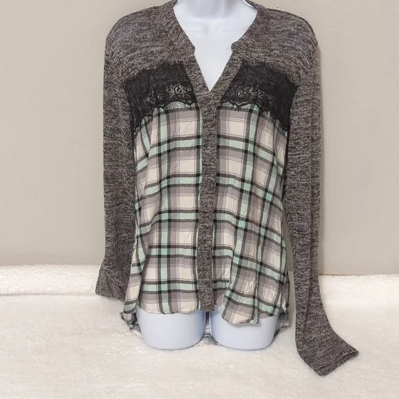 Plaid Sweater Top Size L - Picture 1 of 6